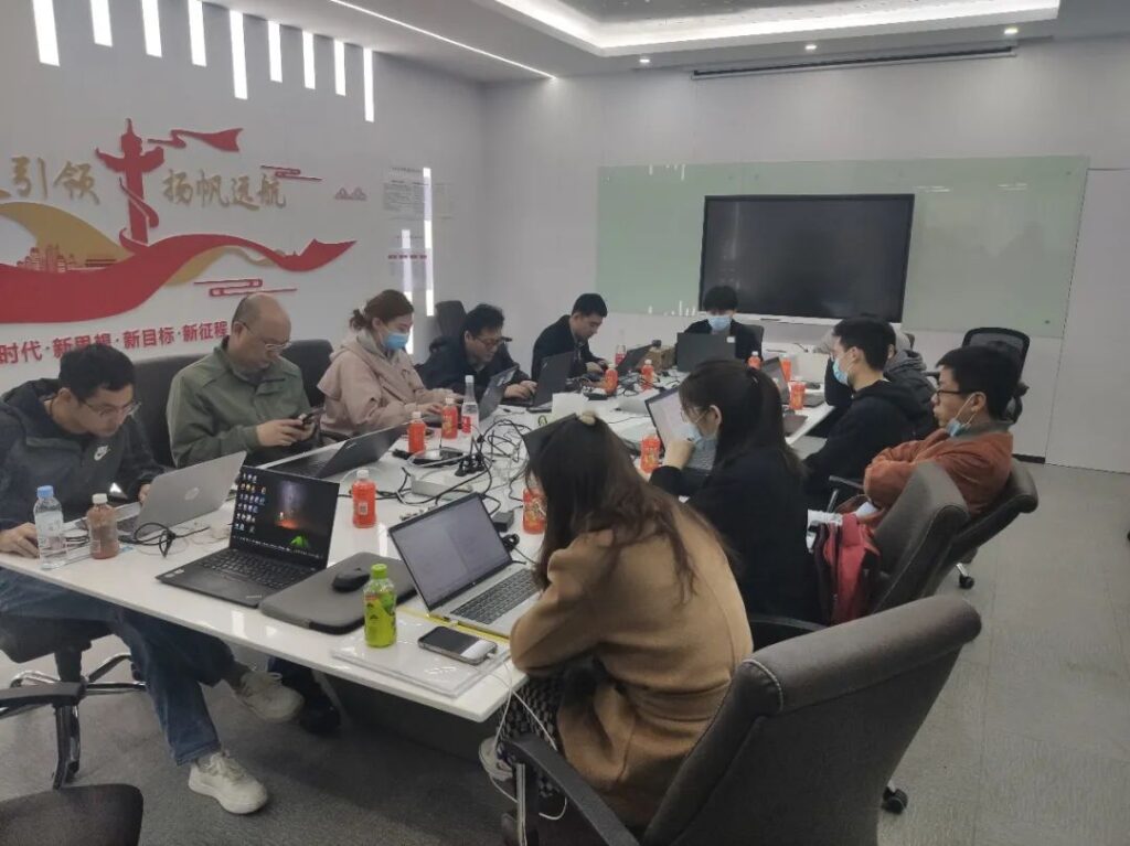 赏金女王大对决携手中国联通研究院打造全球首例5G端到端多切片方案并完成现网验证插图2